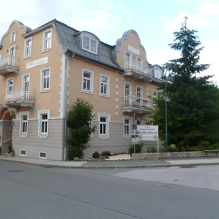 Hotel apartamentowy Grattschloessl
