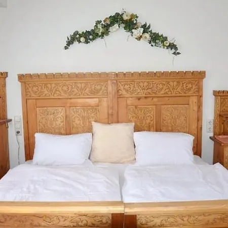 Hotel apartamentowy Grattschloessl 3*