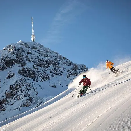 Grattschloessl Aparthotel 3*