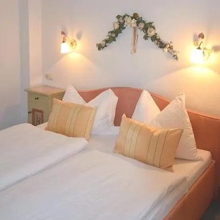 Grattschloessl Aparthotel 3*